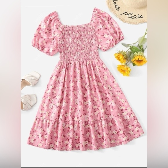 S H E I N Curve Pink Floral Shirred Puff Sleeve Ruffle Hem Dress, Size 2XL, EUC. - Picture 8 of 9